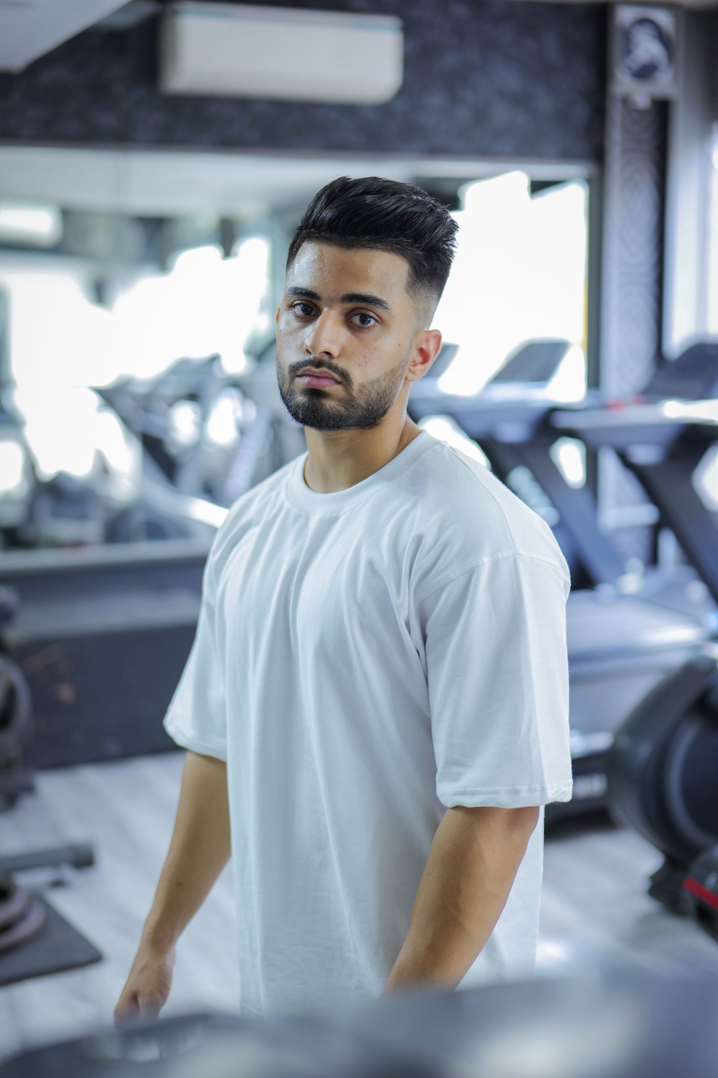 FLEX WHITE (Oversized T-Shirt)