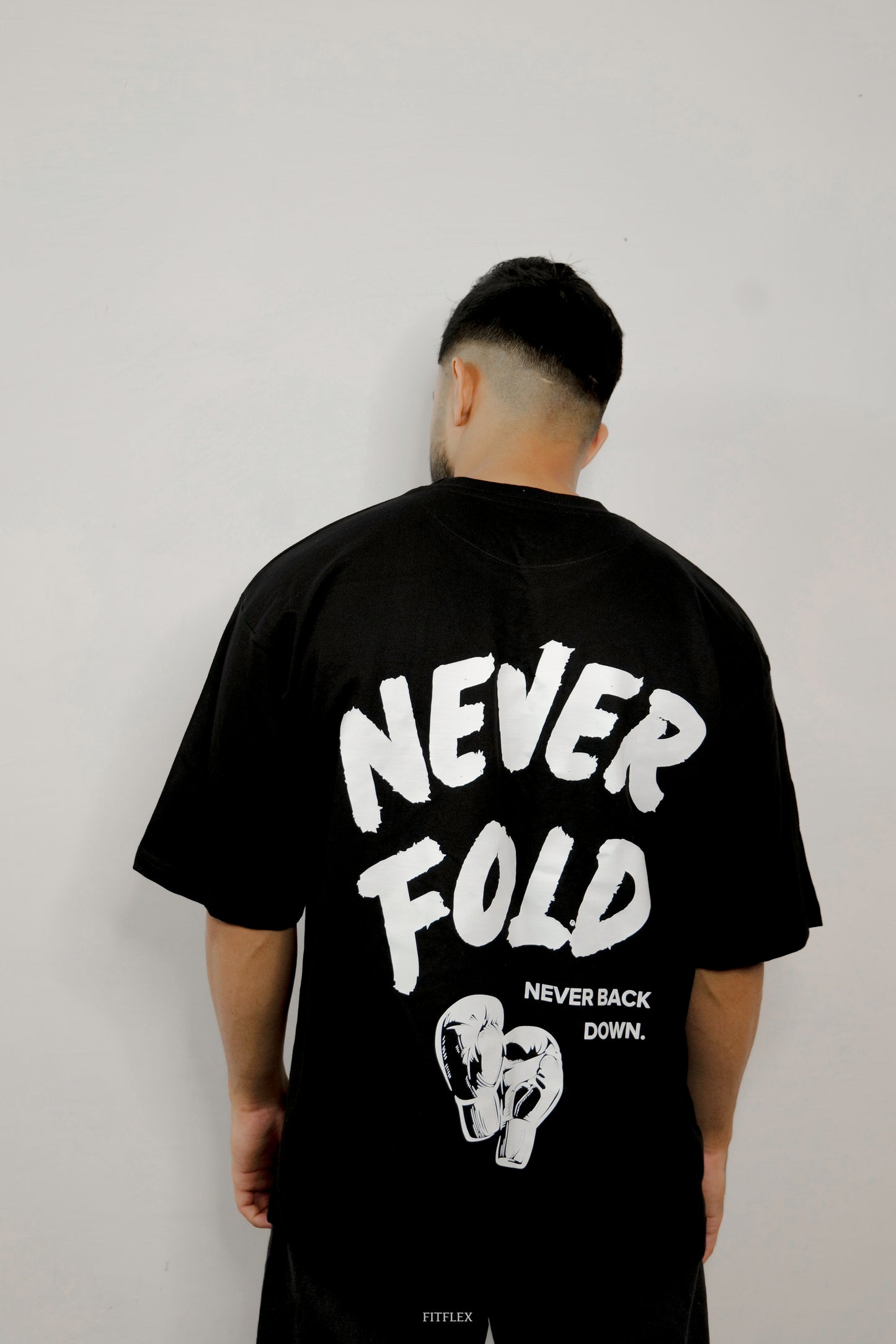 NEVER FOLD BLACK (Oversized T-Shirt)