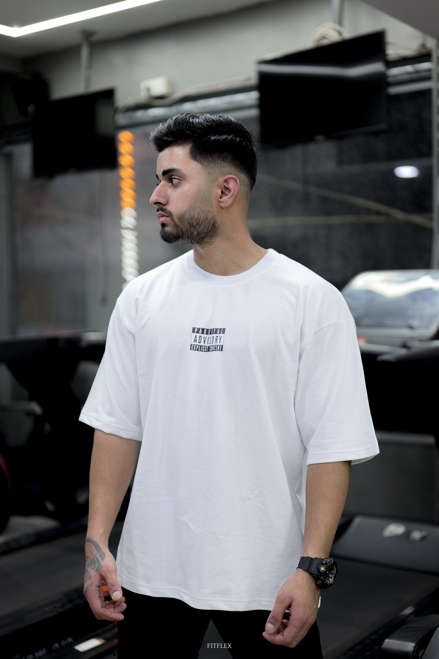 NEVER FOLD WHITE (Oversized T-Shirt)