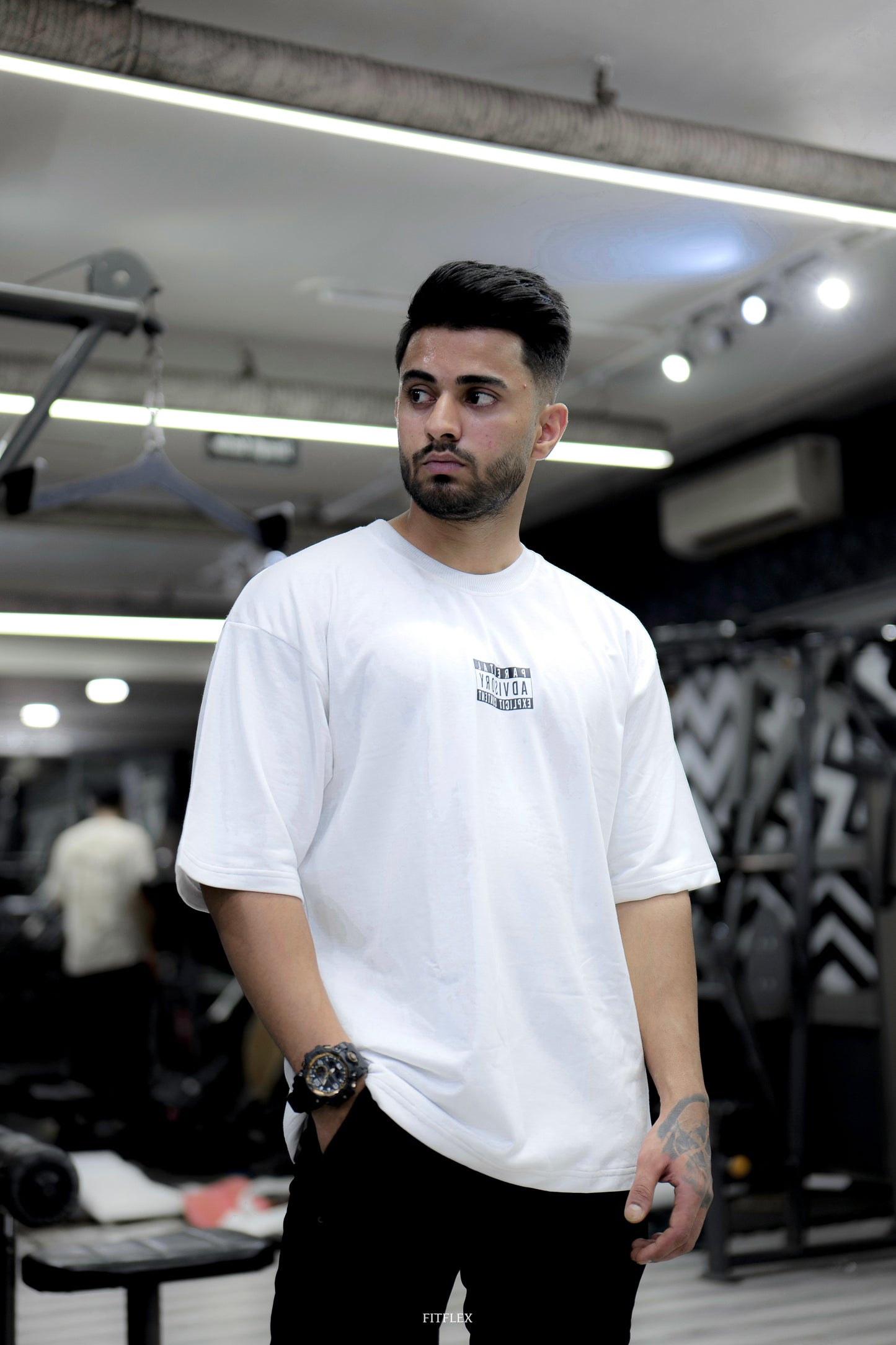 NEVER FOLD WHITE (Oversized T-Shirt)
