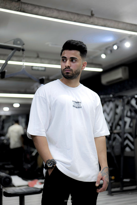 NEVER FOLD WHITE (Oversized T-Shirt)