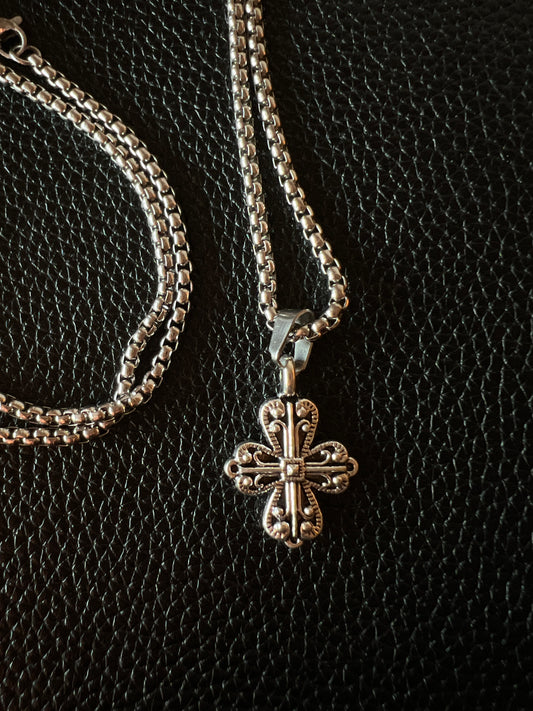 Denty Cross Locket