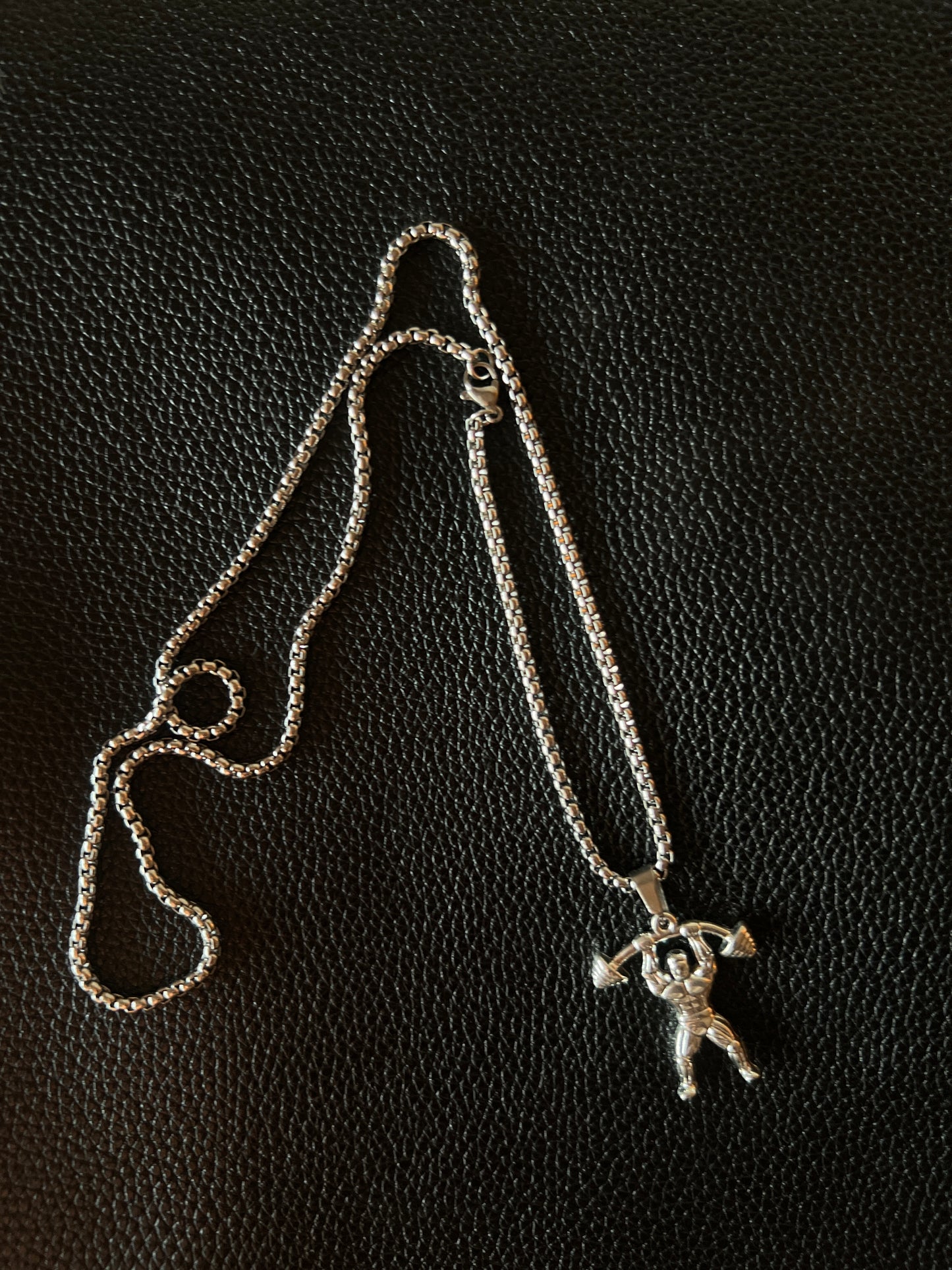 Power lifter Locket